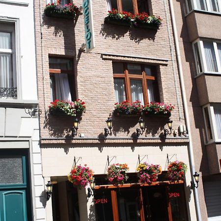Logies Ocelot Hotel Oostende Buitenkant foto