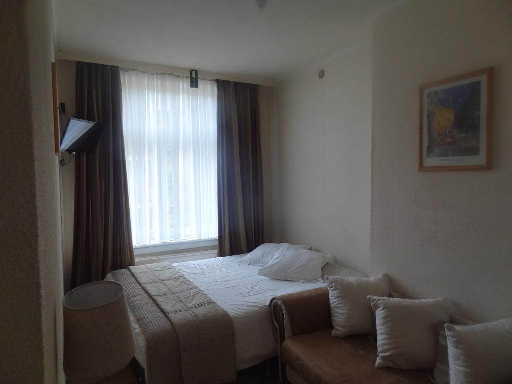 Logies Ocelot Hotel Oostende Buitenkant foto